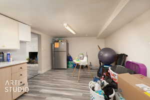 light wood finished floors