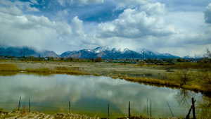 View of water feature featuring a mountain view