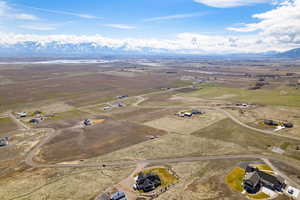 Aerial view featuring a mountain view and a rural view