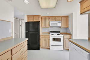 Photo 14 of 241 N VINE ST ST #604 W