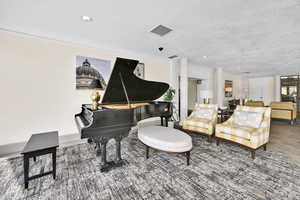Photo 6 of 241 N VINE ST ST #604 W