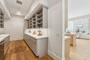 Butler Pantry