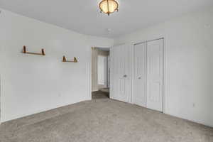 Photo 20 of 122 E TEAL RD
