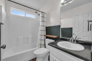 Photo 18 of 122 E TEAL RD
