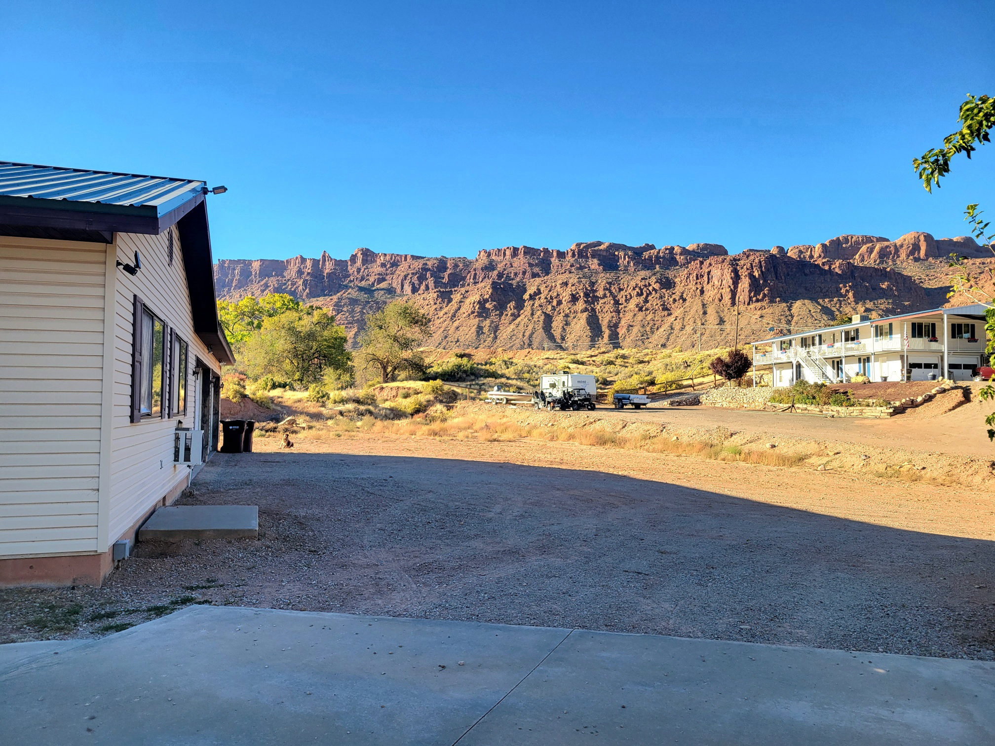 View of yard with a mountain view