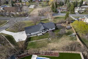 Photo 6 of 213 S ALPINE CIR