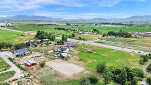 Overview of rural landscape with a mountainous background