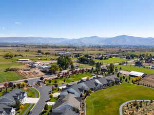 Aerial view featuring a residential view and a mountain view
