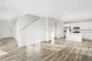 Photo 5 of 1443 W ROYAL CLOAK DR #1333