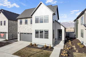 Photo 1 of 5032  ELMFIELD WAY