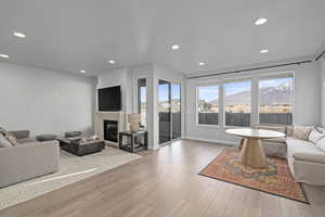 Photo 10 of 5032  ELMFIELD WAY