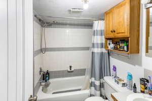 Unit 1: Full Bathroom