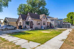 2 Duplexes side-by-side