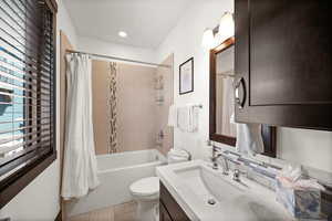 Photo 16 of 3700  BLACKSTONE DR #9