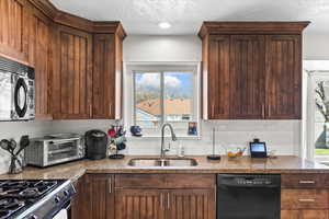 Photo 5 of 12185 S MEADOW PARK CIR