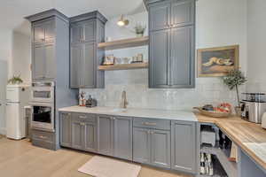 Photo 31 of 70 E DEER MEADOW CT