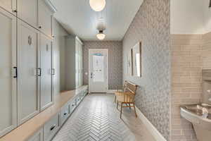 Photo 34 of 70 E DEER MEADOW CT