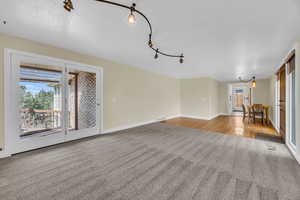 Photo 8 of 805 N BROOKSHIRE DR