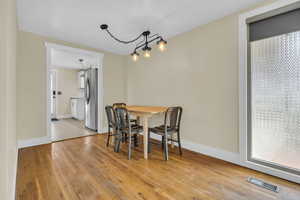 Photo 11 of 805 N BROOKSHIRE DR