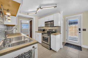 Photo 6 of 805 N BROOKSHIRE DR
