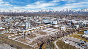Bird's eye view with a mountain view