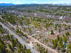 Bird's eye view with a mountain view