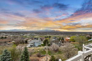 Bird's eye view with a mountain view and a residential view