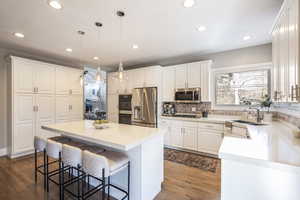 Photo 13 of 872  MARTINGALE LN