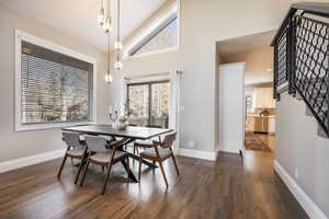 Photo 8 of 872  MARTINGALE LN