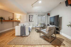 Photo 37 of 872  MARTINGALE LN