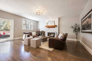 Photo 19 of 872  MARTINGALE LN