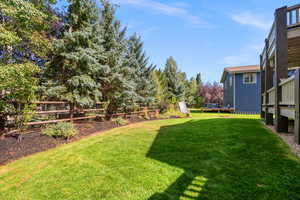 Photo 52 of 872  MARTINGALE LN