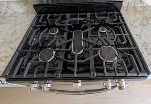Details with cooktop