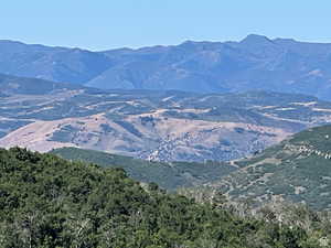 View of mountain feature