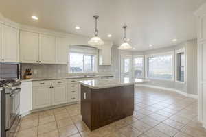 Photo 11 of 390  RIDGE DR