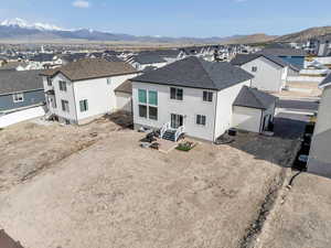 Bird's eye view featuring a mountain view and a residential view