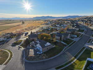 Bird's eye view with a mountain view and a residential view