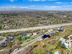 Drone / aerial view featuring a mountain view and a residential view