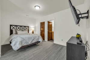 Photo 12 of 865 W BENJAMIN PL
