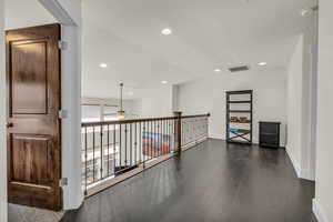 Photo 15 of 865 W BENJAMIN PL