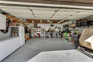 Garage/ Workshop