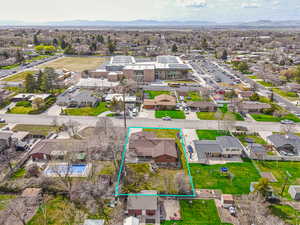 Drone / aerial view featuring a residential view and school view
