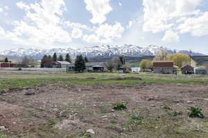 View of yard featuring a mountain view