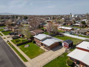 Bird's eye view with a residential view