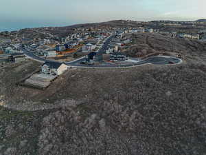 Bird's eye view featuring a mountain view and a residential view