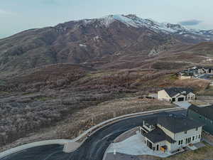 View of mountain feature