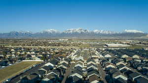 Bird's eye view with a mountain view and a residential view