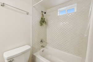 Mother-in-law space full bathroom w/custom tile