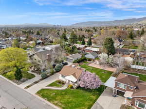 Drone / aerial view with a mountain view and a residential view