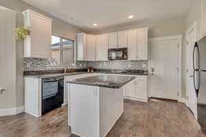 Photo 11 of 11968 N ITHICA DR
